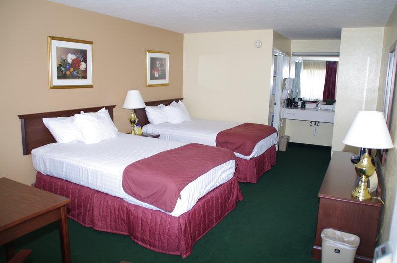 Oyo Hotel Lebanon Mo I-44 Room photo